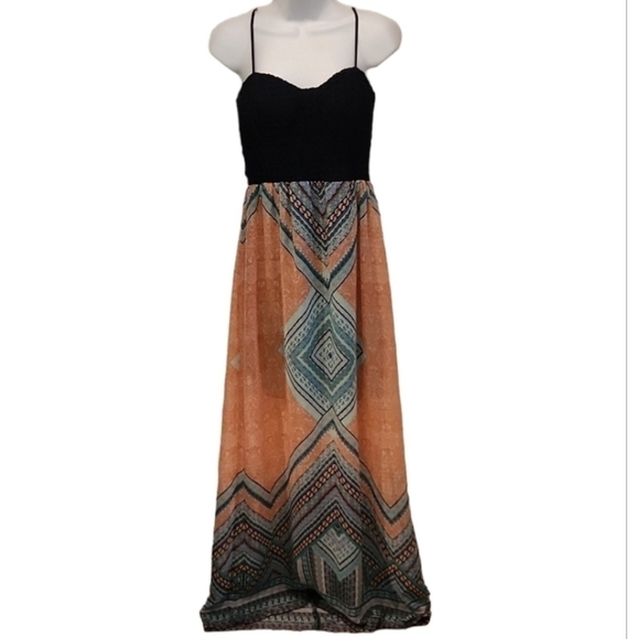 TRIXXI Cut Out Back Maxi Dress - Picture 2 of 6